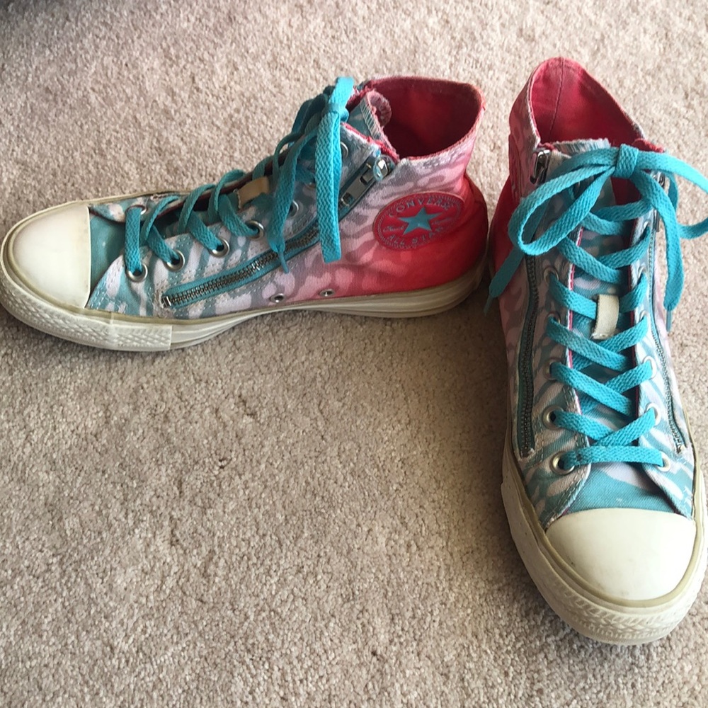Multicolor Leopard Converse